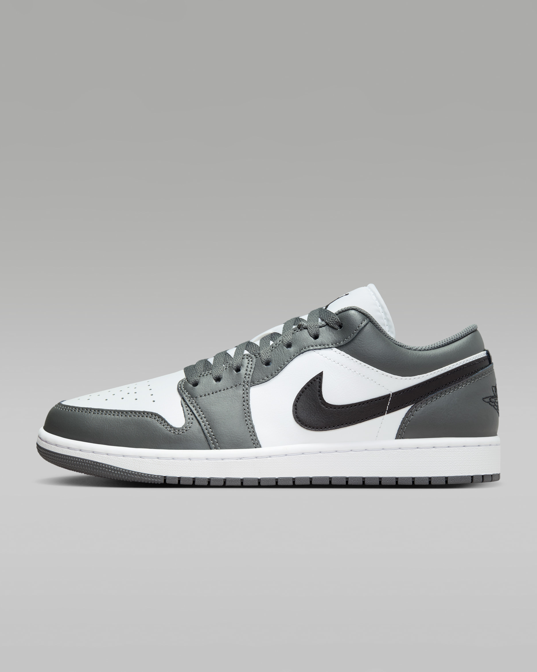 Air Jordan 1 Low Men's Shoes. Nike CA